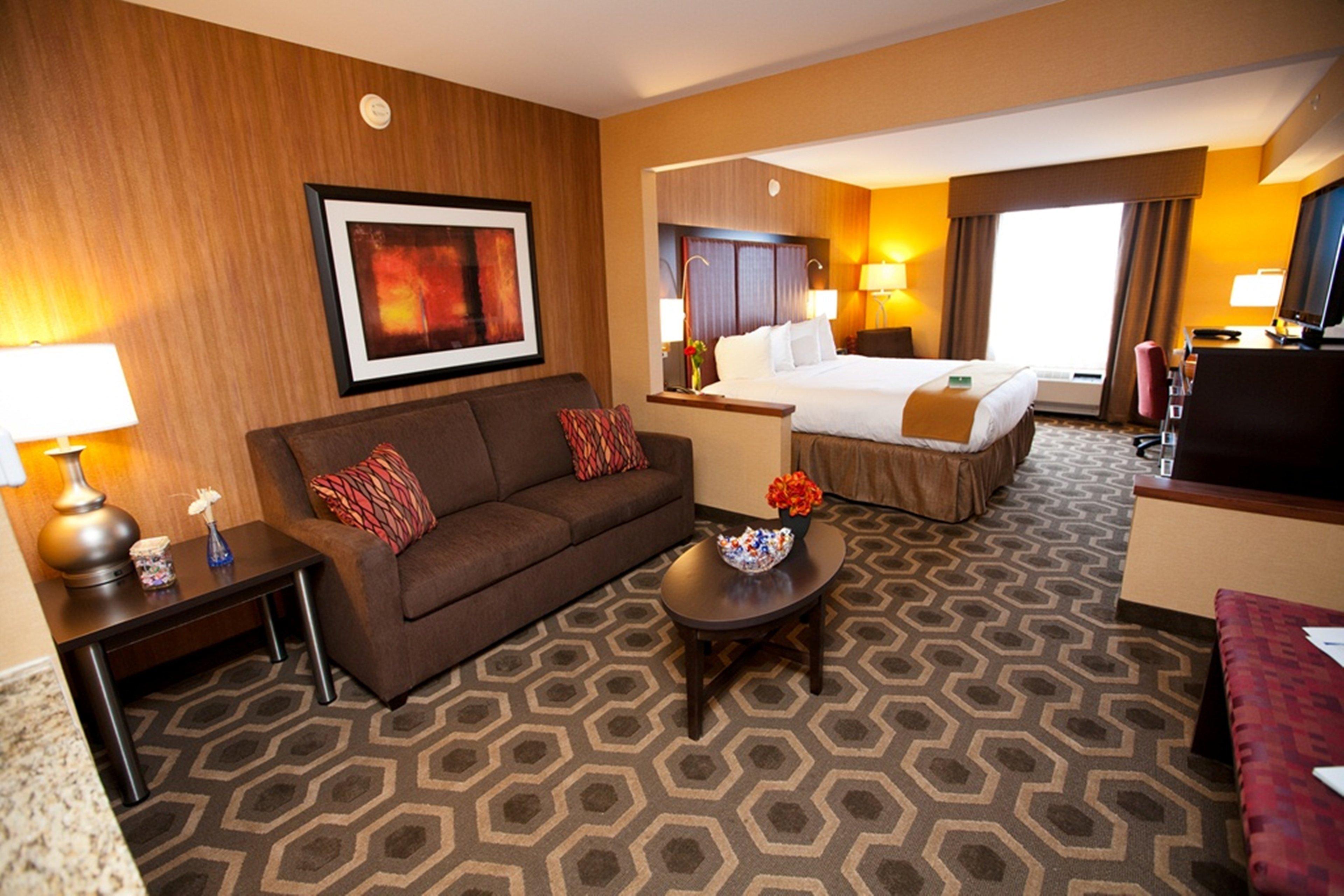 Holiday Inn Express Hotel & Suites Vineland Millville By Ihg Exterior photo