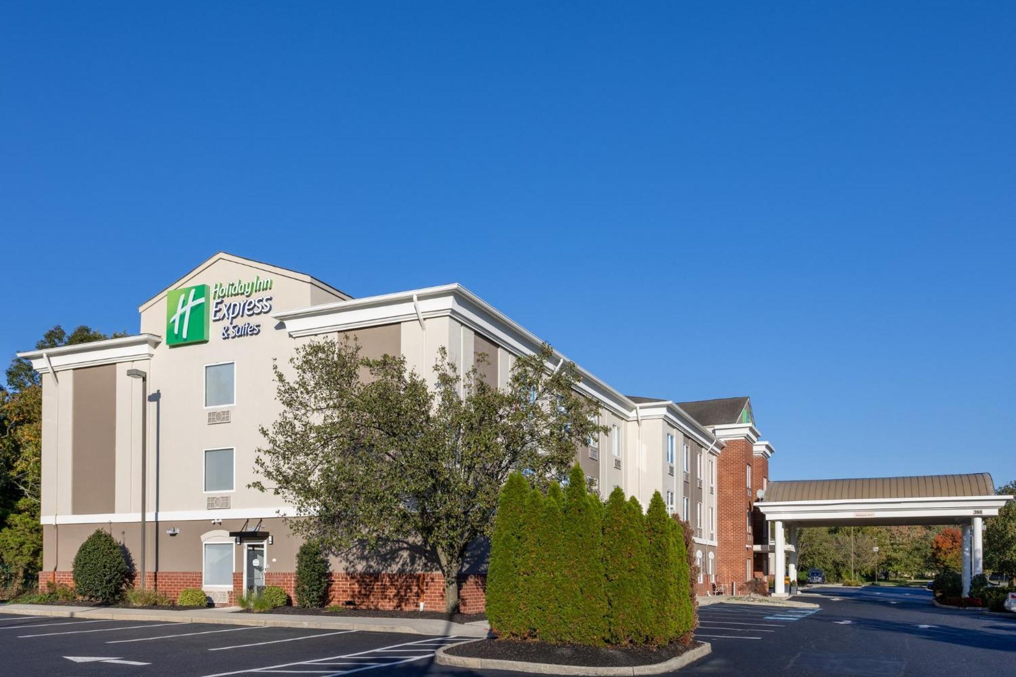 Holiday Inn Express Hotel & Suites Vineland Millville By Ihg Exterior photo